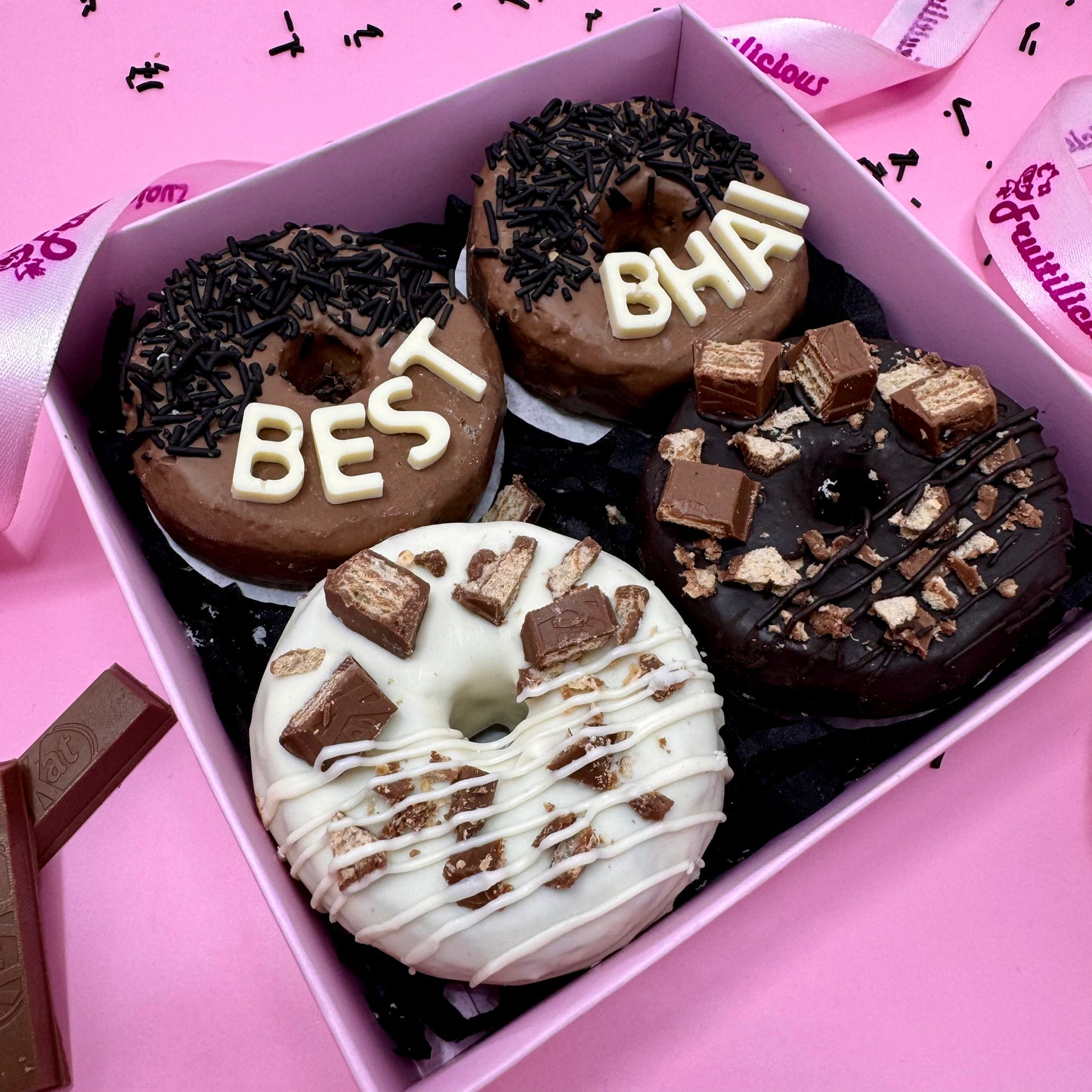Rakhi Fruit Dounut (4 pcs)