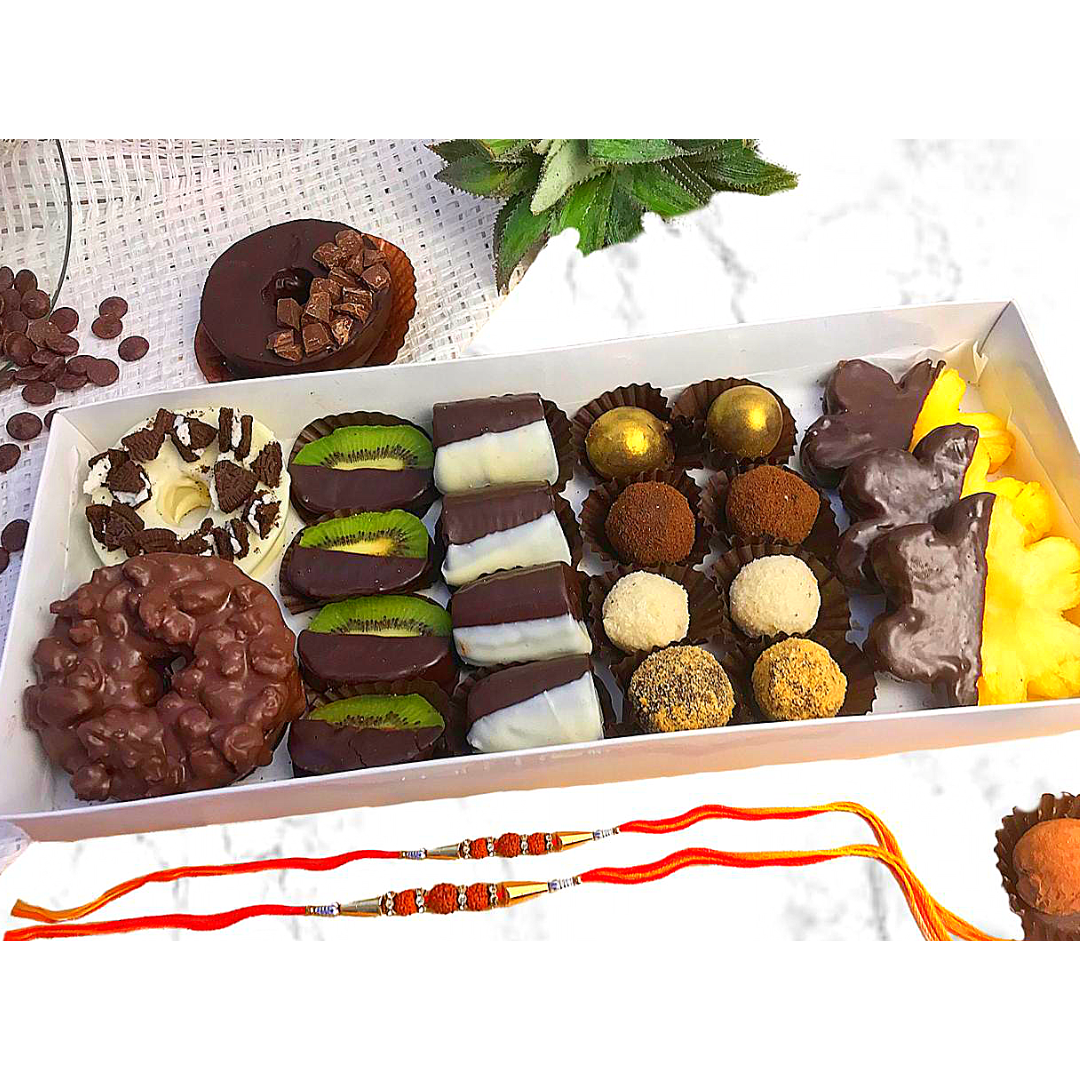 Chocolate dipped fruit box